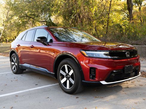 Certified 2024 Honda Prologue Touring image 2