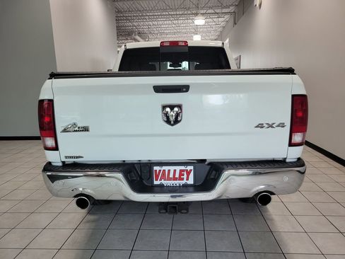 Used 2018 RAM 1500 Big Horn AWD/4WD image 9