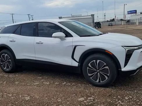 New 2025 Chevrolet Blazer EV LT FWD image 2
