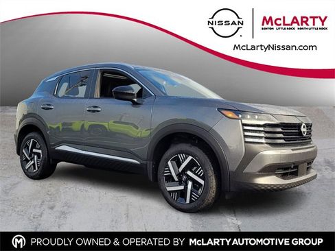 New 2026 Nissan Kicks SV image 1