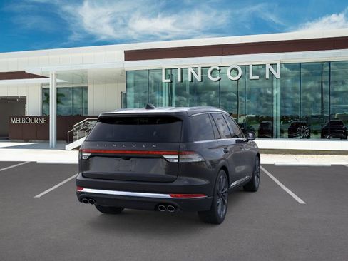 New 2025 Lincoln Aviator Reserve w/ Luxury Package image 8