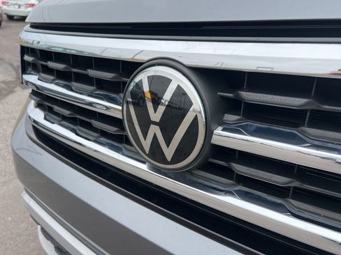 Used 2023 Volkswagen Atlas Cross Sport SE image 10