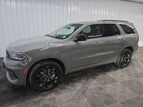 Used 2023 Dodge Durango GT AWD/4WD image 6