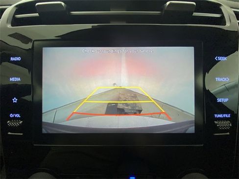 Used 2024 Hyundai Tucson SE image 17