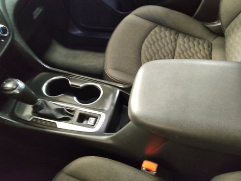 Used 2019 Chevrolet Equinox LT FWD image 26
