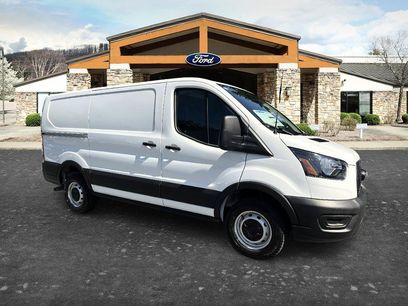 New 2024 Ford Transit 250 148 Medium Roof w/ Load Area Protection Package