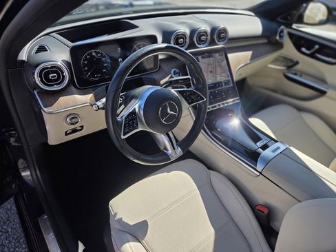 Used 2022 Mercedes-Benz C 300 4MATIC Sedan w/ Pinnacle Trim Package image 11
