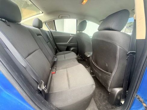 Used 2012 MAZDA MAZDA3 i Touring FWD image 11