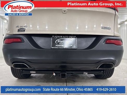 Used 2015 Jeep Cherokee Latitude w/ Comfort/Convenience Group image 55