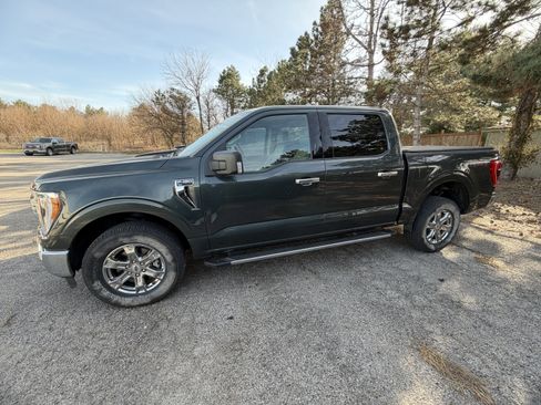 Used 2021 Ford F150 XLT w/ Equipment Group 302A High image 15