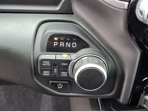 Used 2025 RAM 1500 Big Horn AWD/4WD image 14