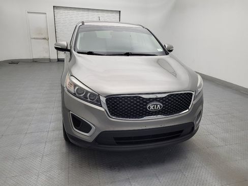 Used 2017 Kia Sorento L FWD image 14