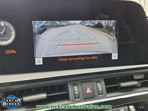 Used 2023 Lexus ES 350 w/ Accessory Package (Z2) FWD image 23