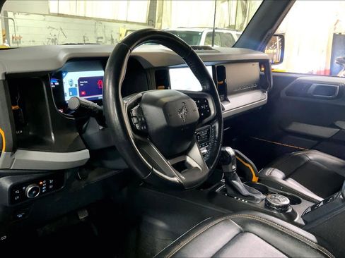 Used 2023 Ford Bronco Badlands image 17