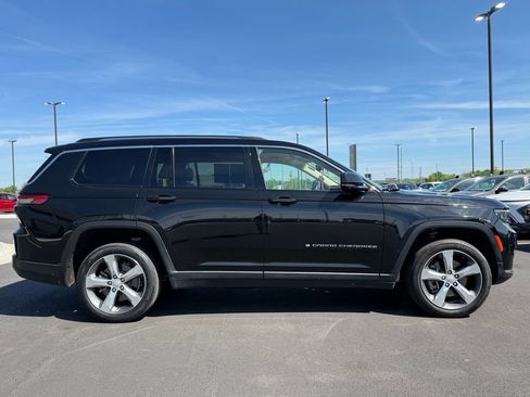 Used 2021 Jeep Grand Cherokee L Limited image 4
