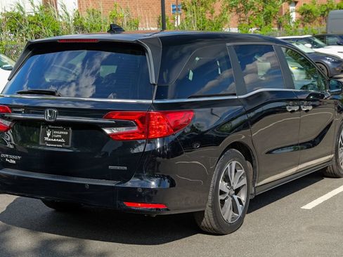 Used 2023 Honda Odyssey Touring image 7