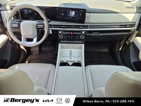 Used 2024 Hyundai Santa Fe Calligraphy AWD/4WD image 29