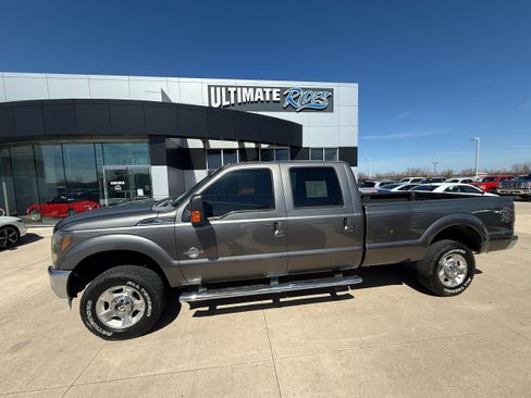 Used 2011 Ford F350 Lariat w/ Lariat Interior Pkg image 1