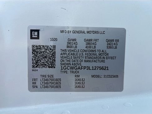 Used 2020 Chevrolet Express 2500 w/ Driver Convenience Package image 32