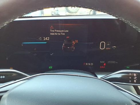 Certified 2024 Cadillac Lyriq Luxury image 36