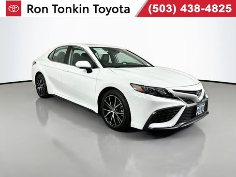 Certified 2023 Toyota Camry SE w/ Blackout Package (TMS) AWD/4WD image 1
