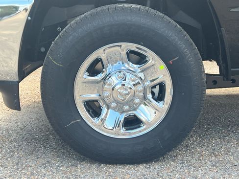 New 2026 RAM 2500 Tradesman w/ Chrome Appearance Group image 11