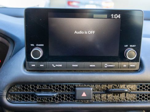 Used 2024 Honda HR-V LX image 13