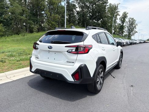 Certified 2026 Subaru Crosstrek 2.5i Premium AWD/4WD image 9