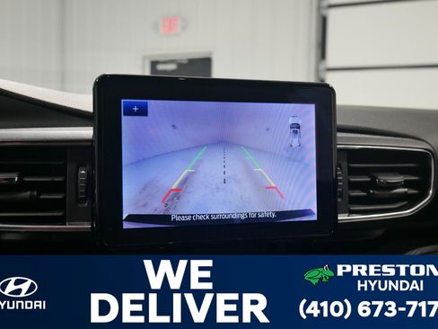 Used 2023 Ford Explorer ST-Line w/ Class IV Trailer Tow Package image 22