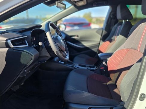 Used 2024 Toyota Corolla SE image 11