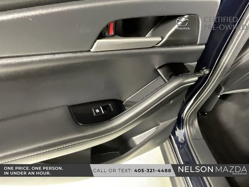 Certified 2025 MAZDA CX-30 AWD 2.5 S w/ Select Sport Pkg image 19