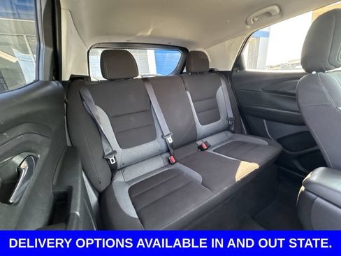 Used 2025 Chevrolet TrailBlazer LT AWD/4WD image 24