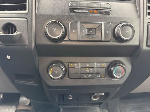 Used 2019 Ford F150 XL w/ Equipment Group 101A Mid image 9