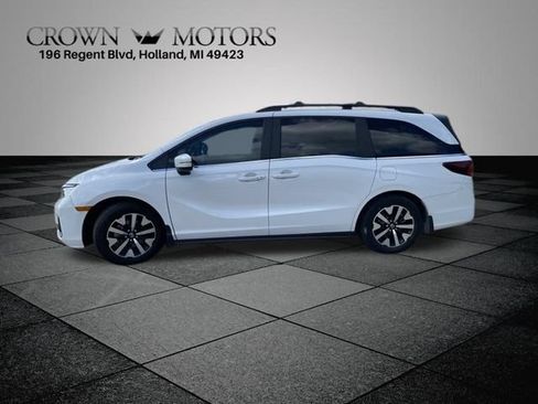 Used 2025 Honda Odyssey EX-L image 9