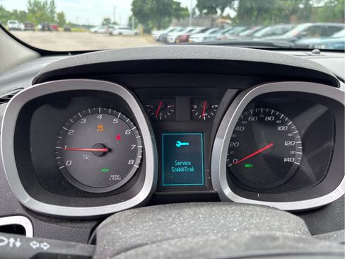 Used 2011 Chevrolet Equinox LT AWD/4WD image 7