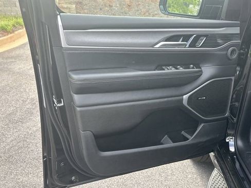 New 2025 Jeep Wagoneer Series II w/ Premium Group I image 10