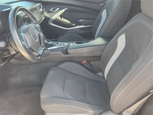 Used 2020 Chevrolet Camaro LT image 10