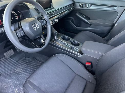 Used 2024 Honda Civic LX image 9