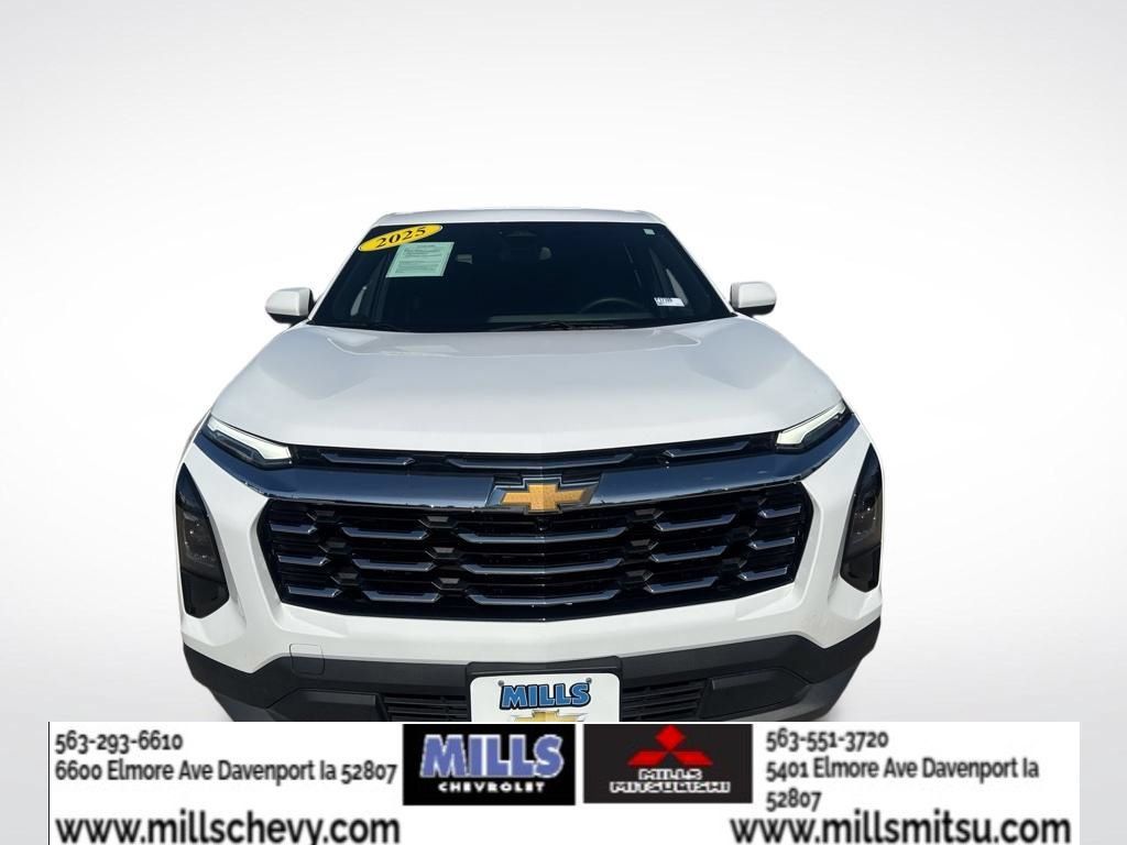 Used 2025 Chevrolet Equinox LT FWD image 8