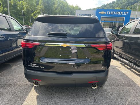 Used 2023 Chevrolet Traverse LT AWD/4WD image 4