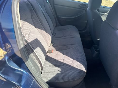 Used 2006 Dodge Stratus SXT image 18