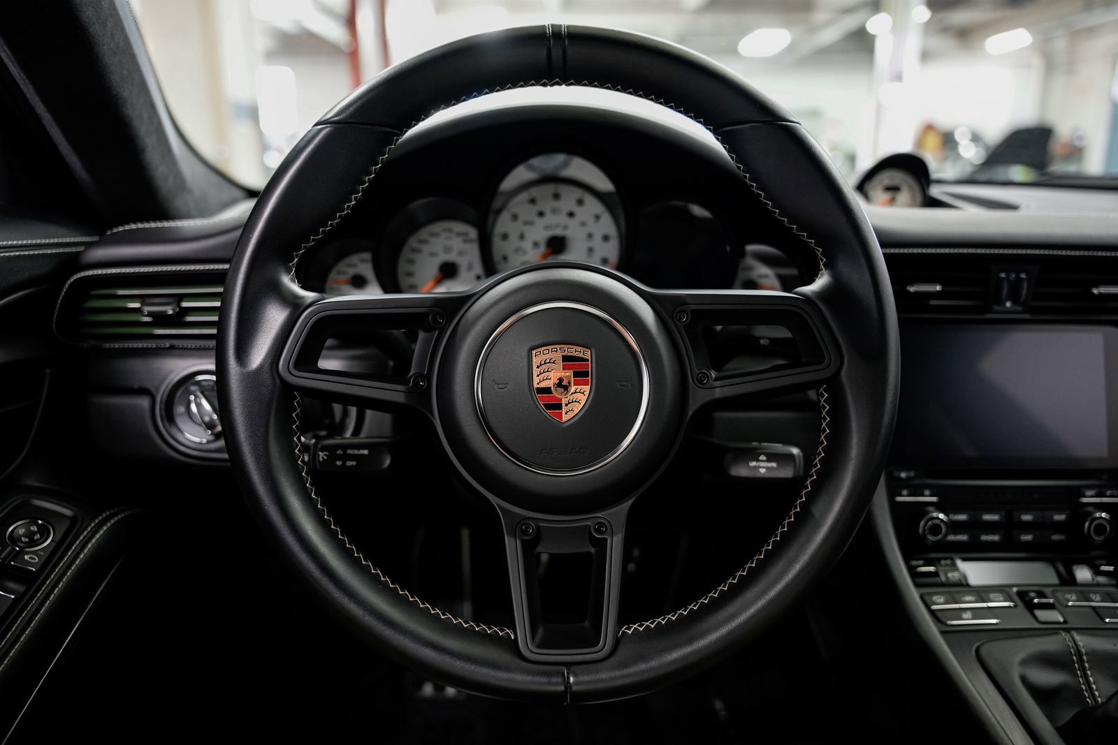 Used 2019 Porsche 911 GT3 RWD image 10