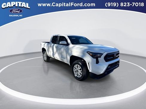 Used 2024 Toyota Tacoma SR5 image 2