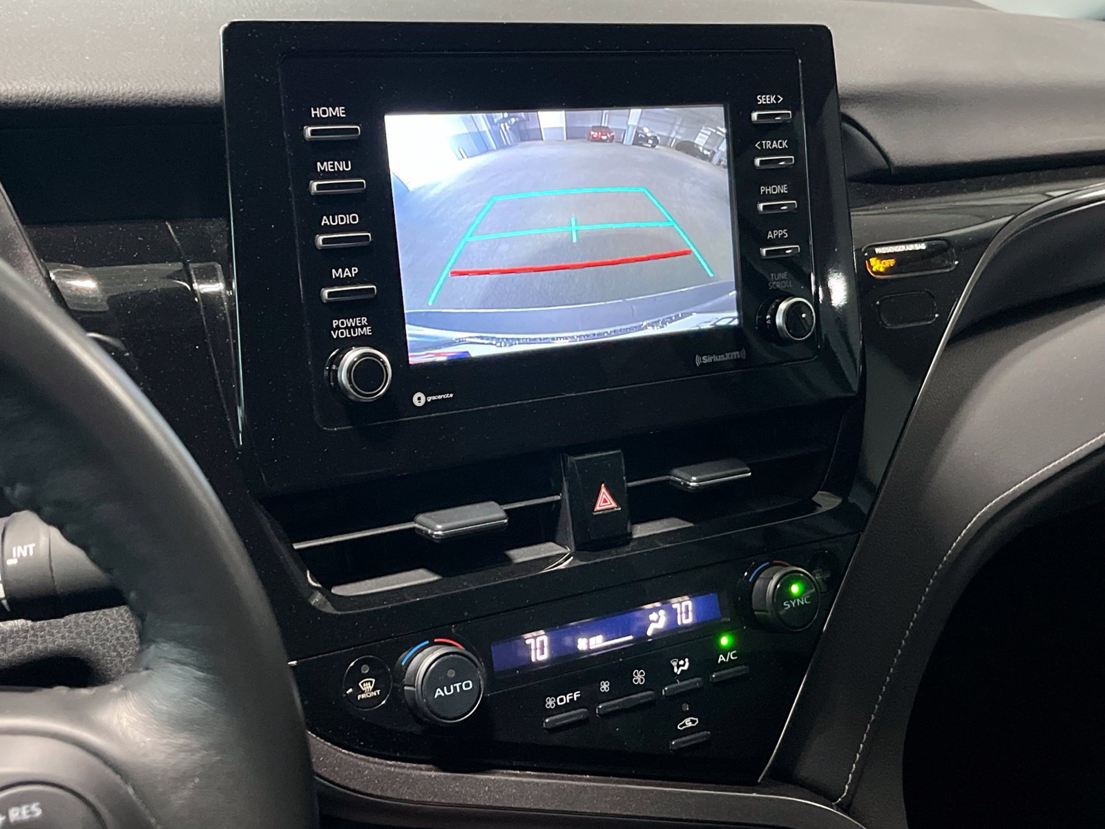 Used 2024 Toyota Camry SE FWD image 21
