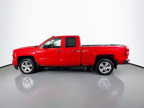Used 2018 Chevrolet Silverado 1500 Custom w/ Custom Value Package AWD/4WD image 6