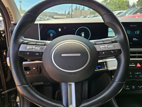 Used 2025 Hyundai Tucson SEL AWD/4WD image 24