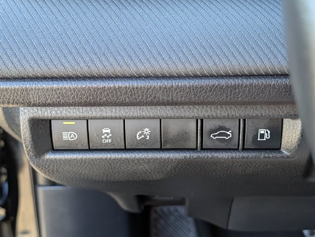 Used 2025 Toyota Camry SE FWD image 23