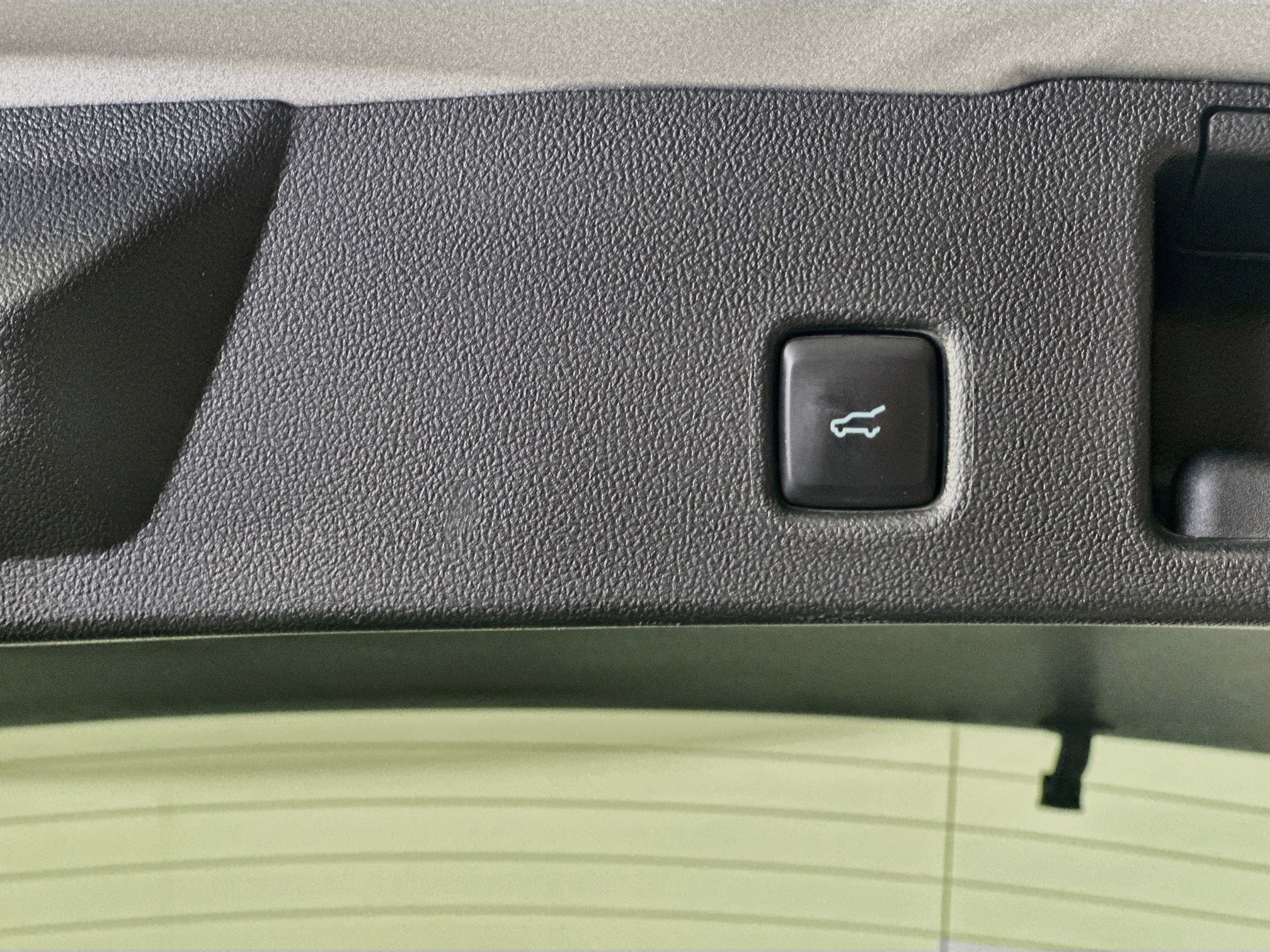 Used 2024 Ford Escape Active w/ Cold Weather Package FWD image 28