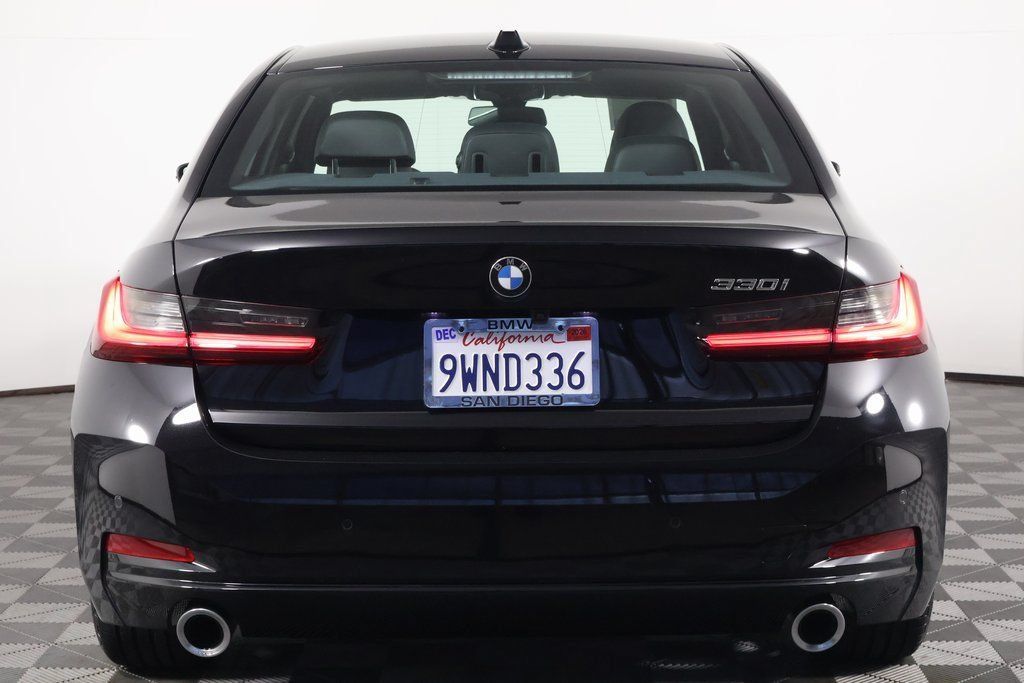 Certified 2026 BMW 330i Sedan w/ Convenience Package RWD image 5