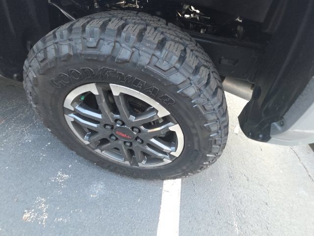 Certified 2026 Toyota Tacoma TRD Sport AWD/4WD image 10